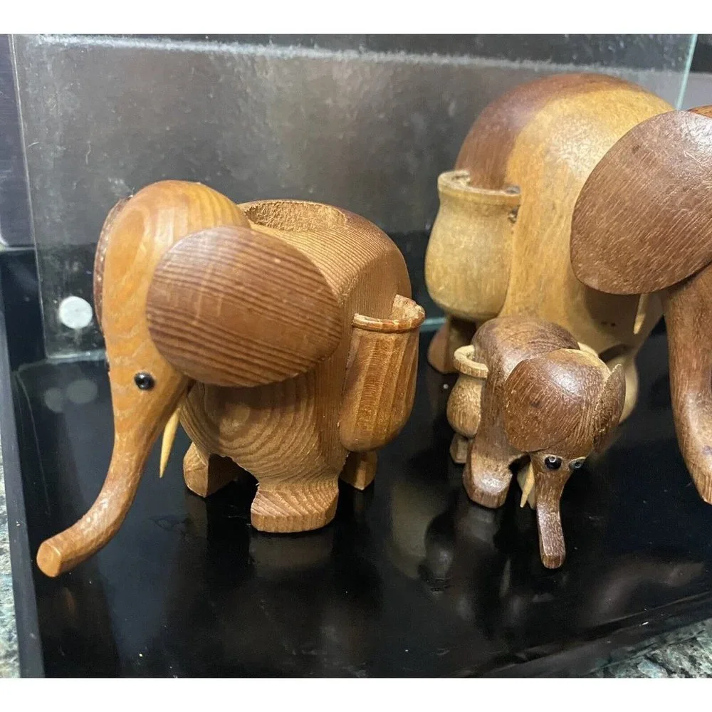 Mid‎ Century Carved Wood Elephant Toothpick Holder Taiwan Set of Three 3 Vintage